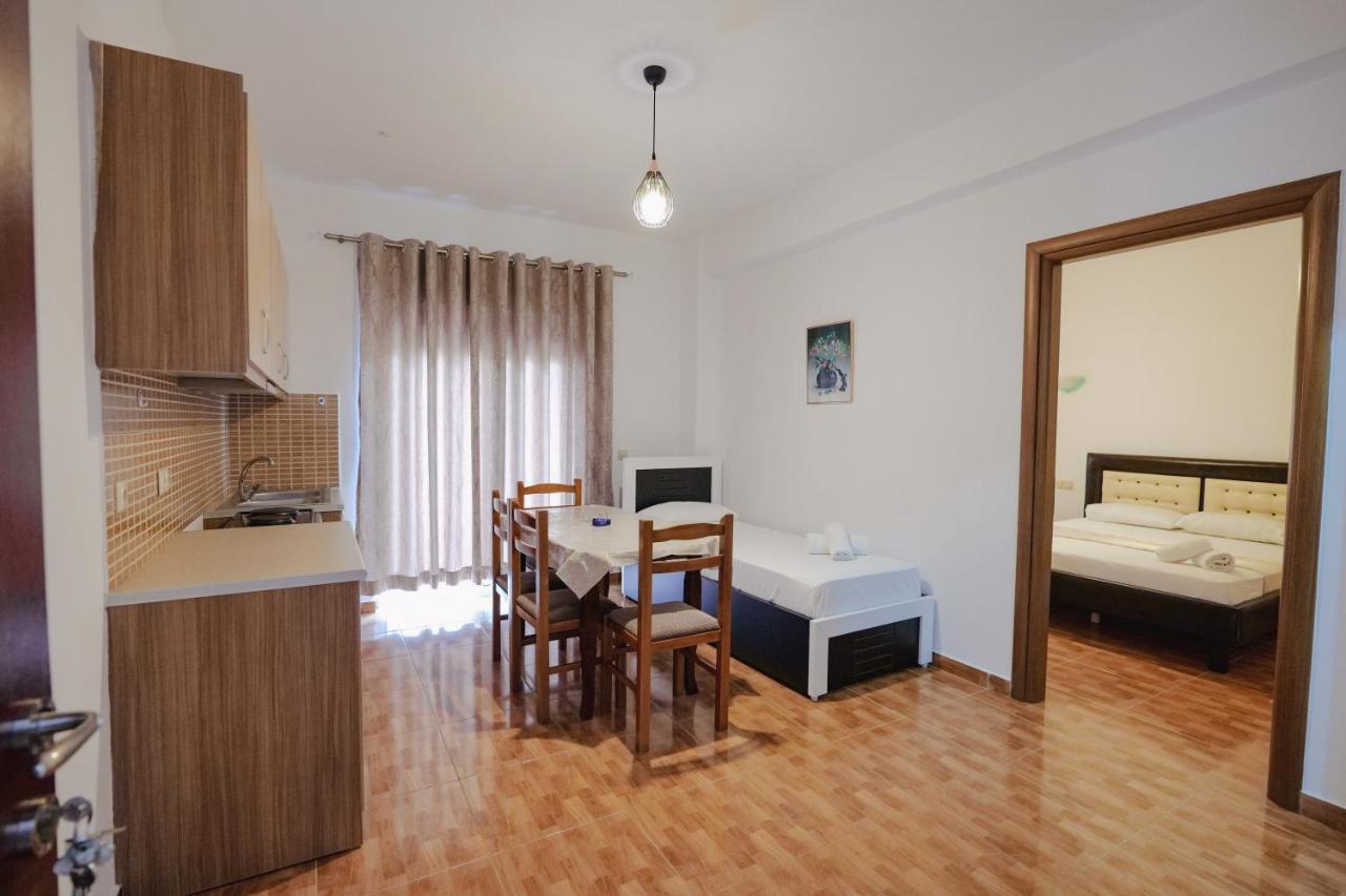 Apartments & Hotel Eleanna Sarande Exterior photo