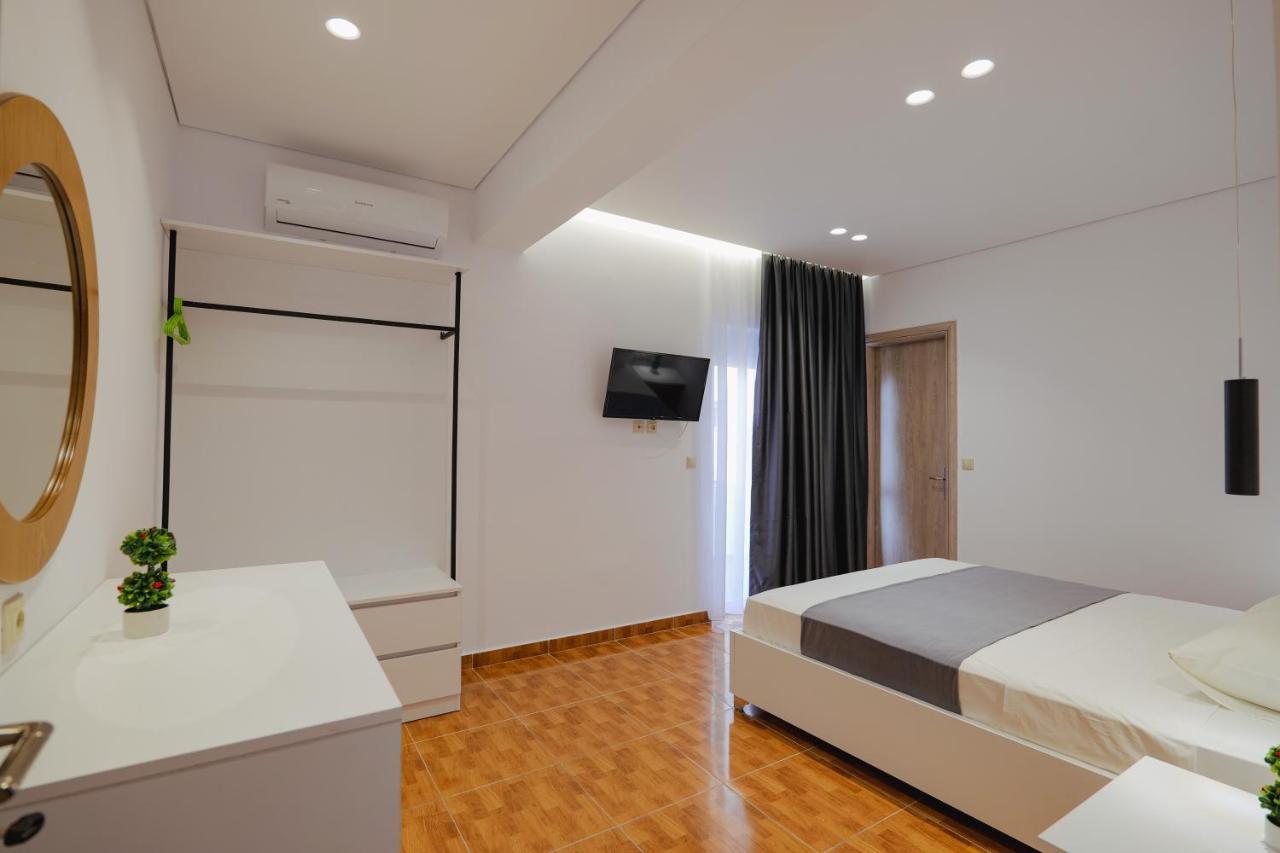 Apartments & Hotel Eleanna Sarande Exterior photo