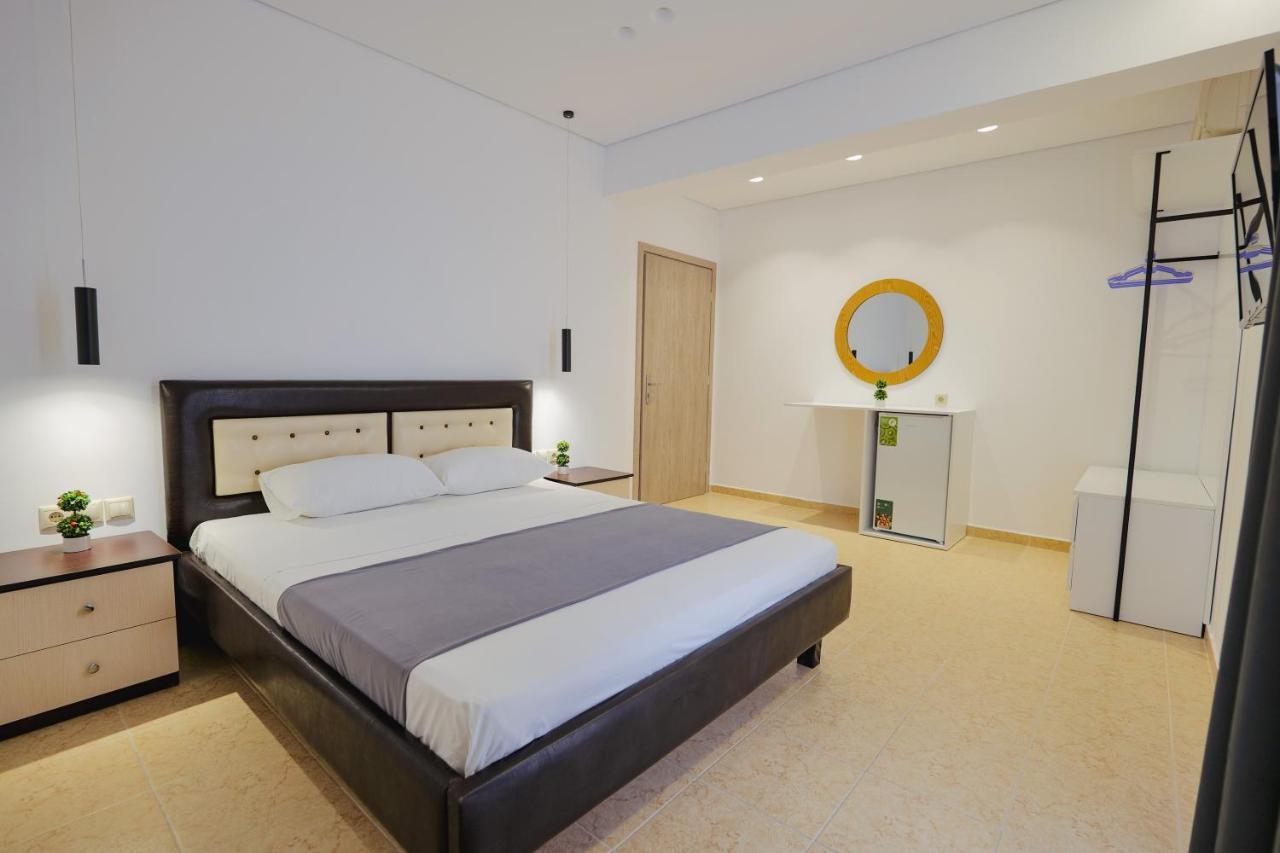 Apartments & Hotel Eleanna Sarande Exterior photo