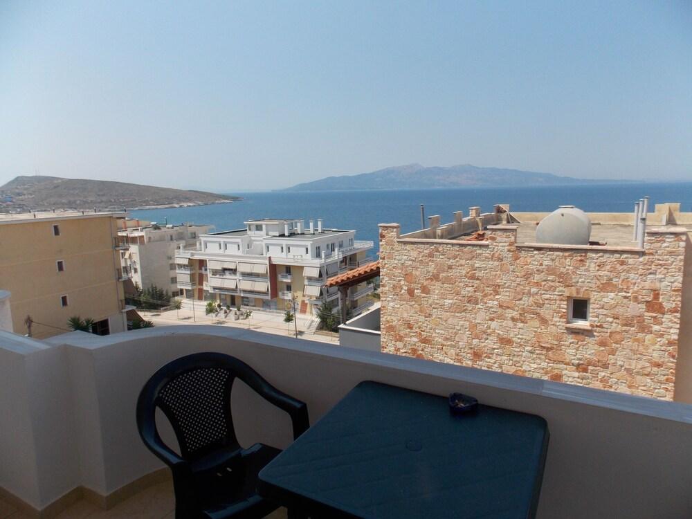 Apartments & Hotel Eleanna Sarande Exterior photo