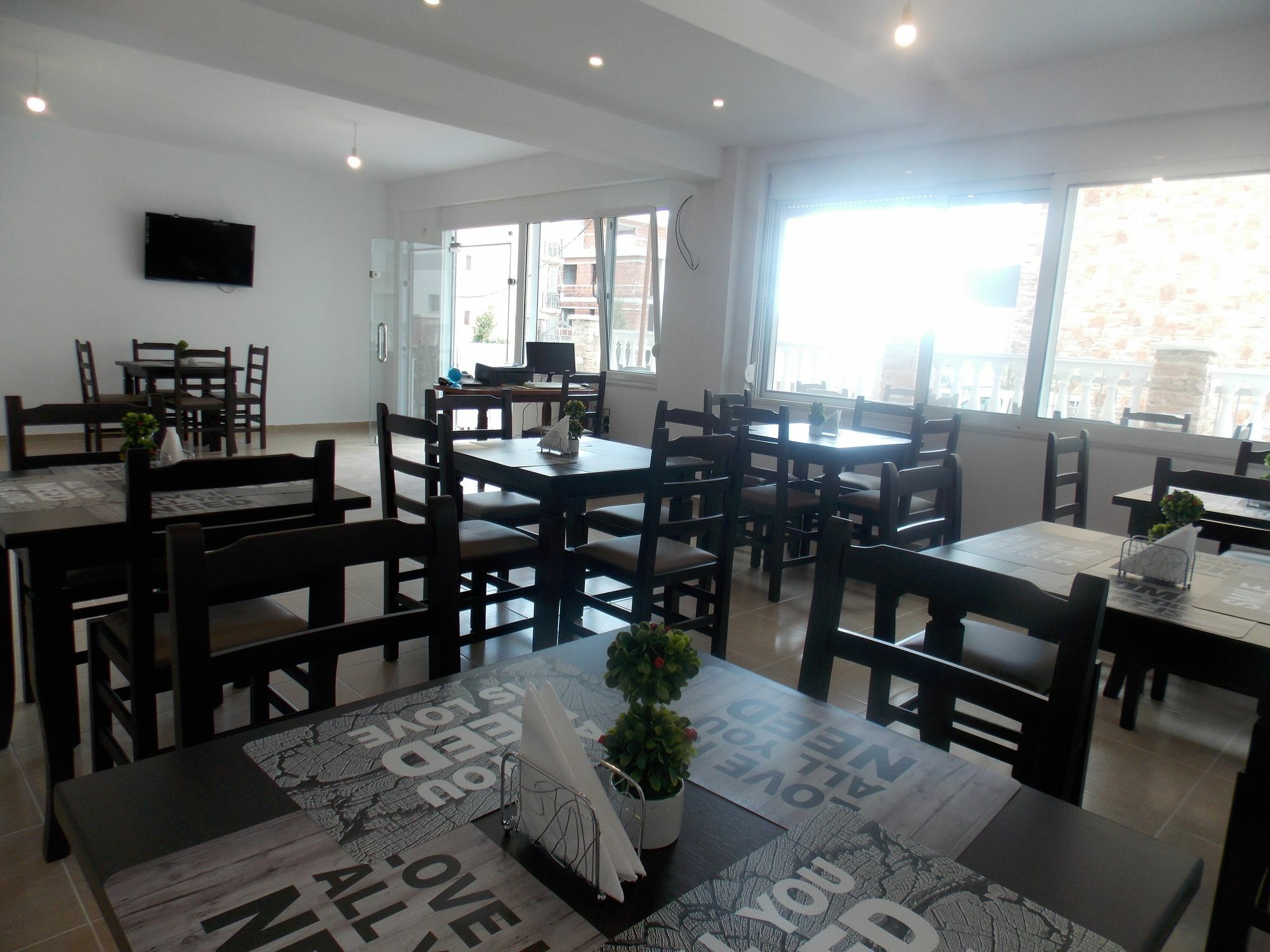 Apartments & Hotel Eleanna Sarande Exterior photo