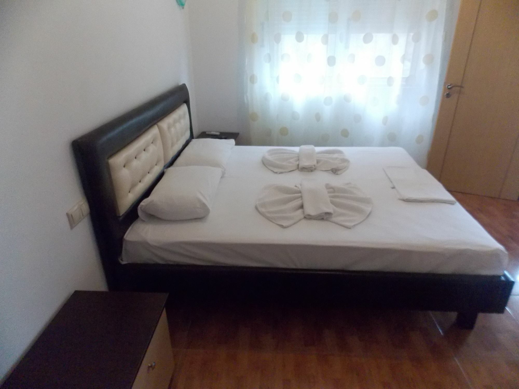 Apartments & Hotel Eleanna Sarande Exterior photo